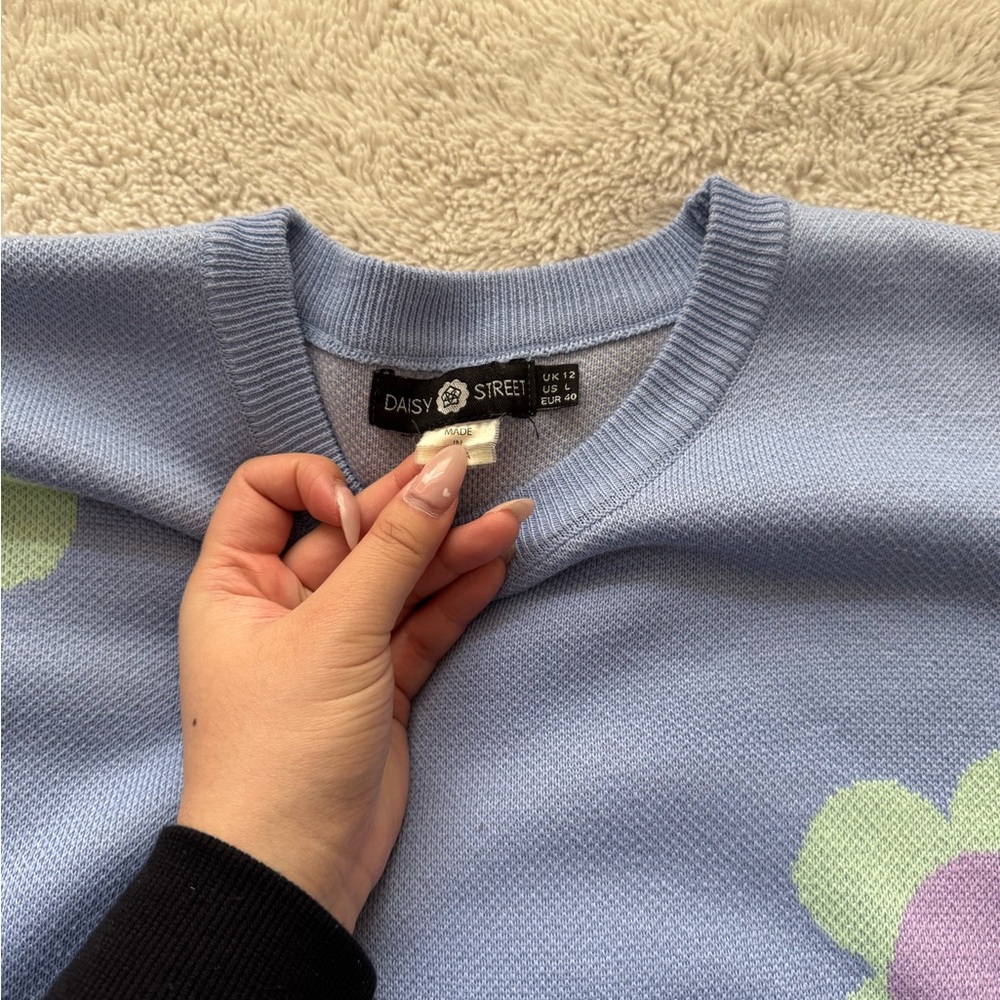 Daisy street flower sweater - Picture 3 of 3